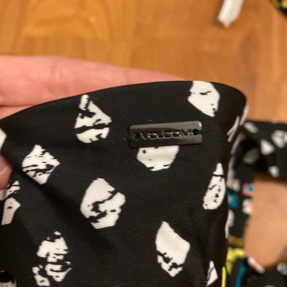 womens volcom tribal instinct reversible halter bikini - Picture 2 of 4